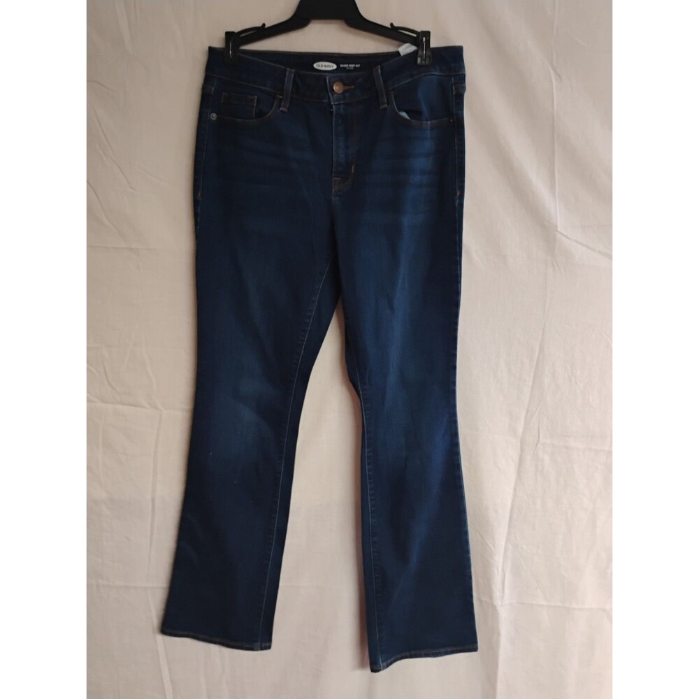 Old Navy Kicker Boot Cut  Mid-Rise Medium Wash Size 8 Denim Jeans